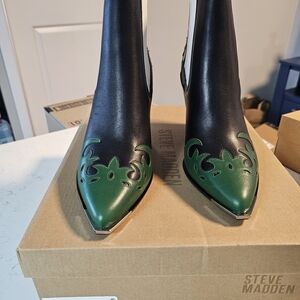 Steve Madden Black and Green Heeled Boots